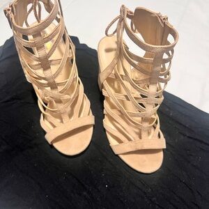 Streetwear society tan heel